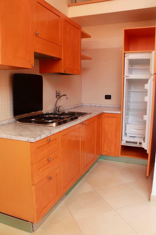 Appartamento Vicino Alla Spiaggia Calambrone Exterior photo
